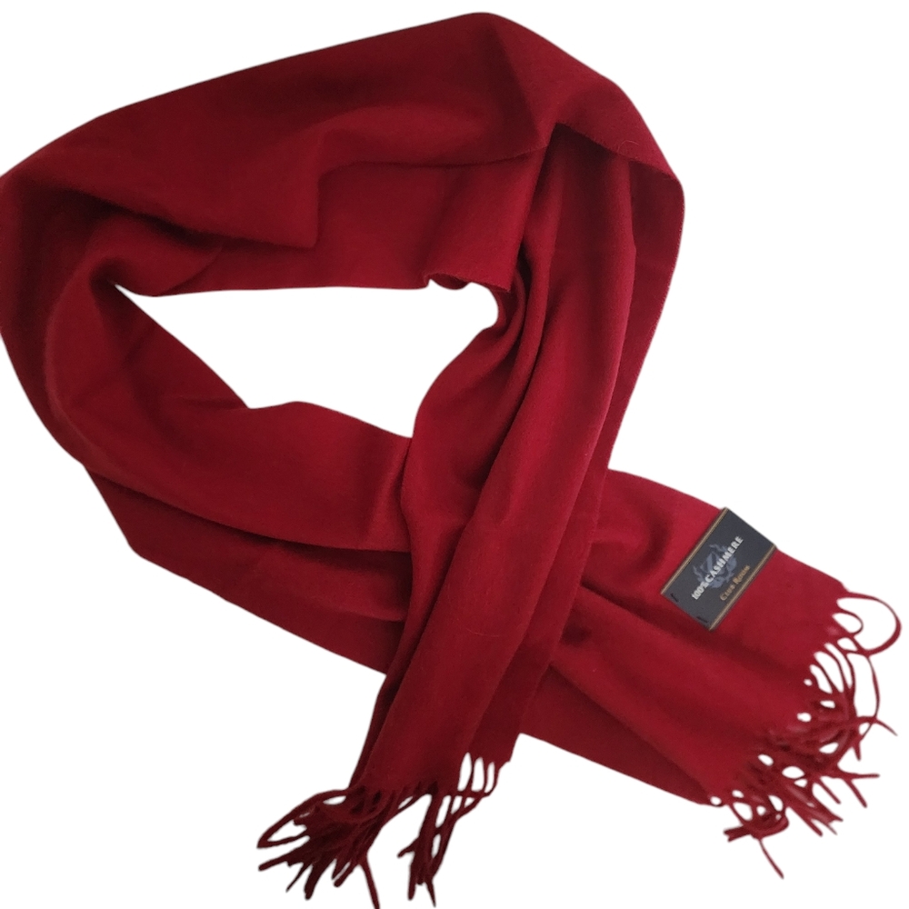 NWT Unisex 100% cashmere Red Fringe scarf Macy’s 11 1/2 x 70 inches